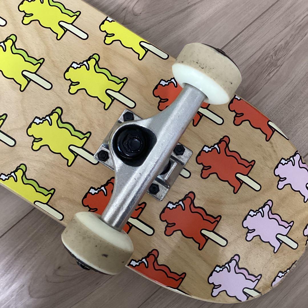 キッズ GRIZZRYのスケートボードとボードバッグセット