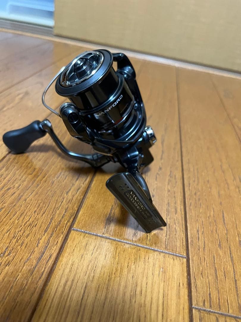 リール 24 VANFORD C2000SHG