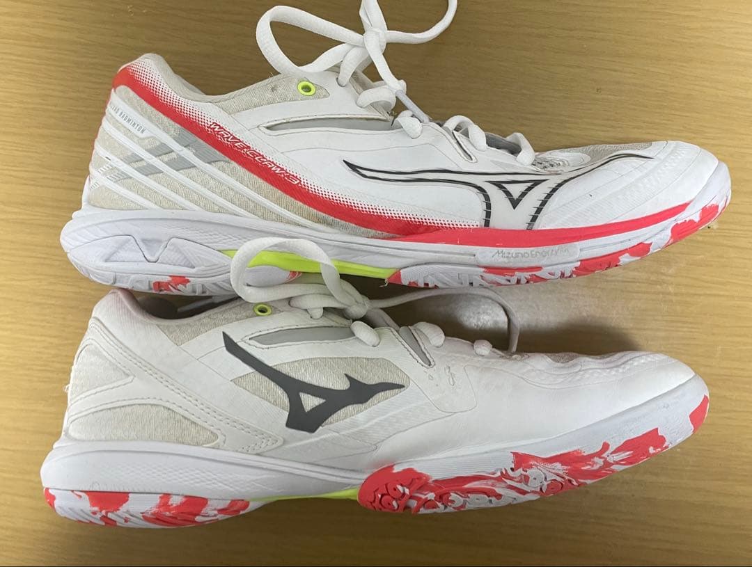 Mizuno wave claw3バドミントンシューズ 24.5cm