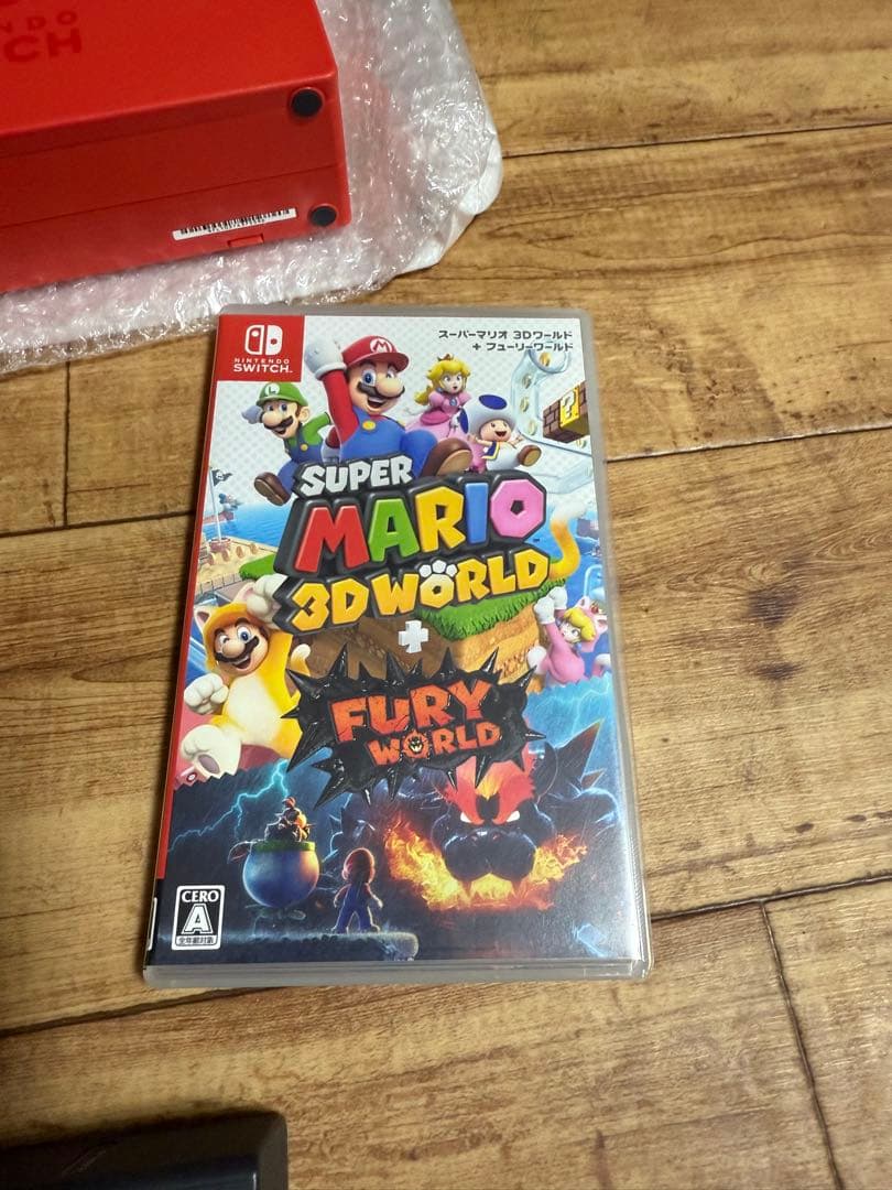Nintendo Switch レッド 本体 + スーパーマリオ 3Dワールド