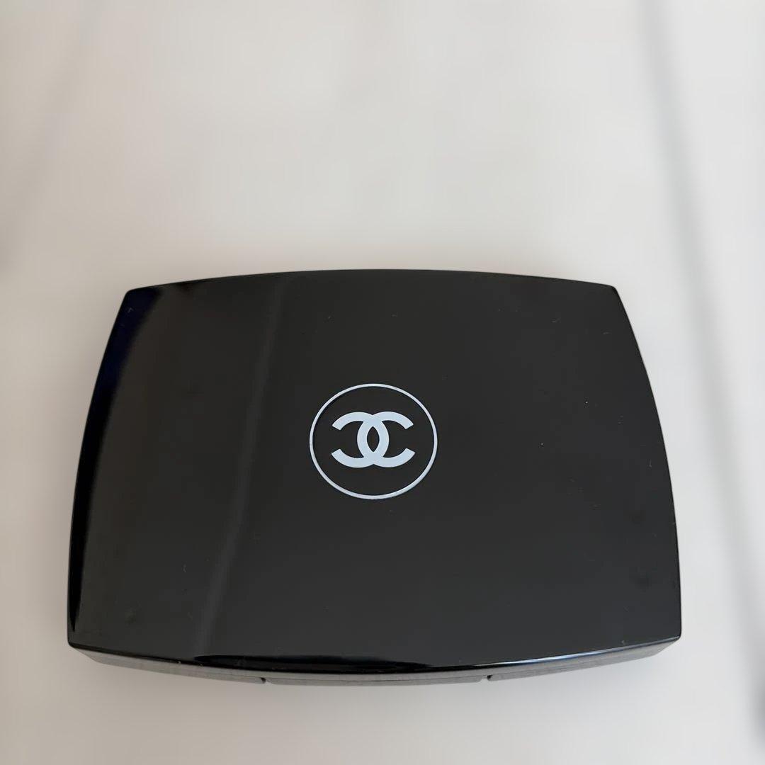 CHANEL シャネル　トラベルメイク　パレット