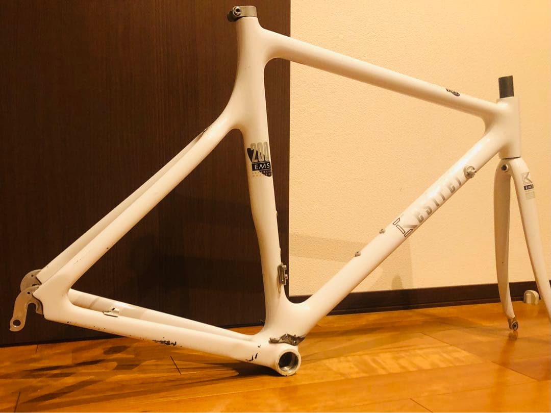 Kestrelトライアスロン　ロードバイクフレーム