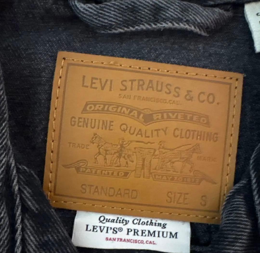 Levi's トラッカージャケット premium ブラック　BIGE デニム