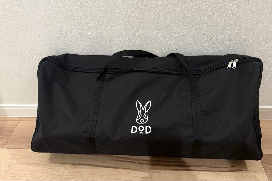 DODキャナリーテーブルM 収納袋付き　アウトドアテーブル