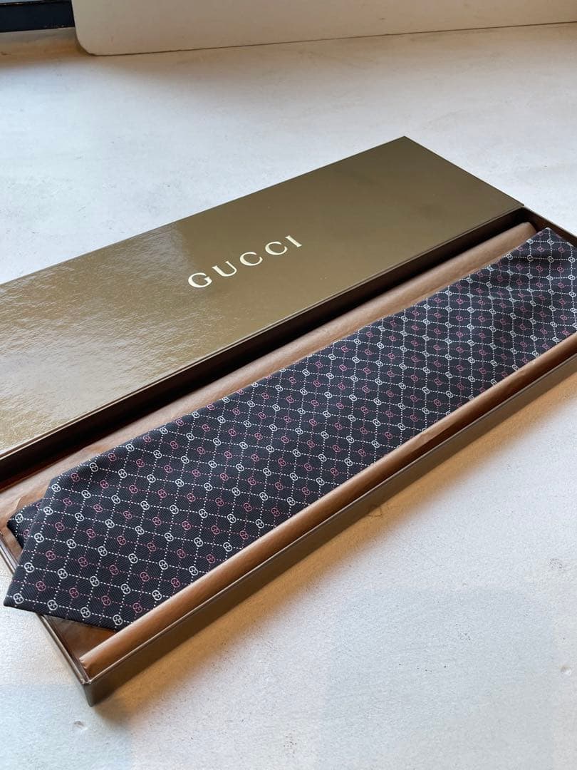 【新品未使用】GUCCI ダークグレー ネクタイ 100%シルク