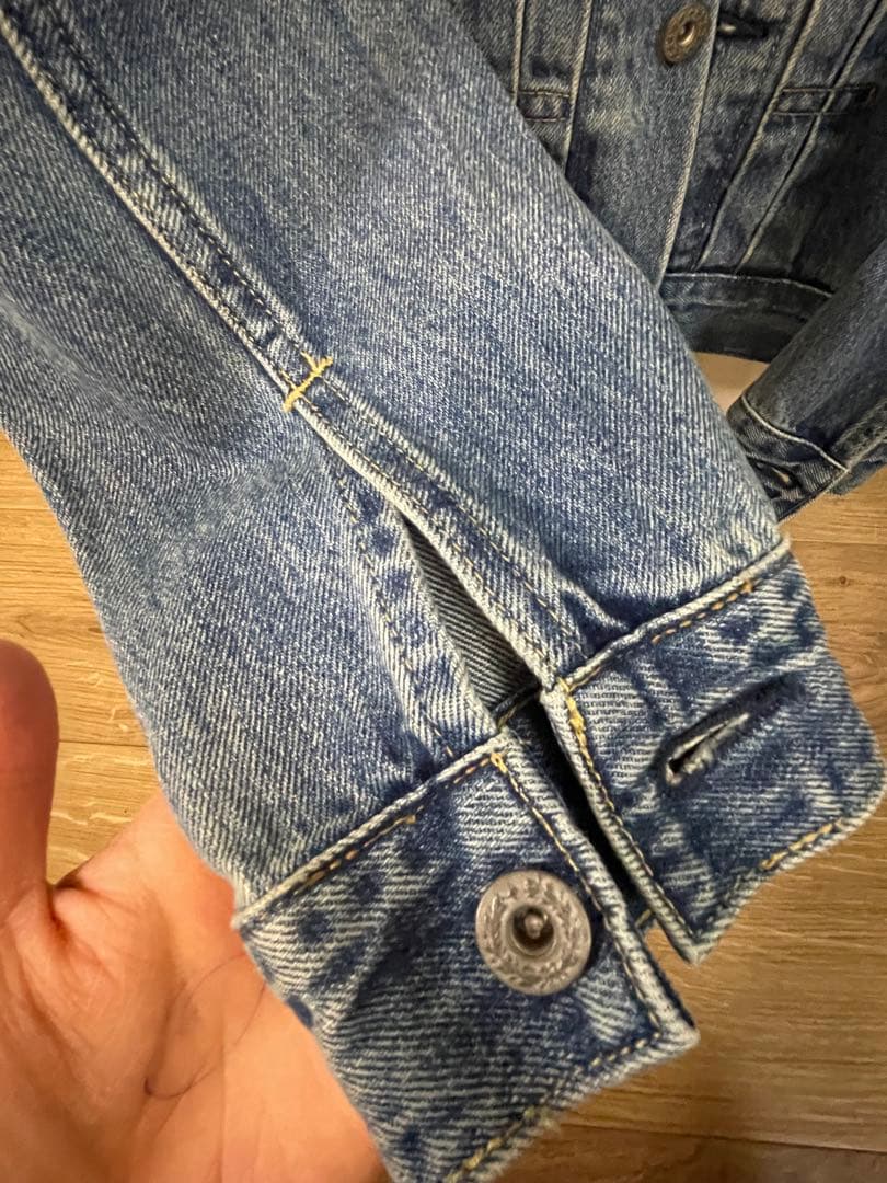 ユニクロ　デニムトラッカージャケット　Sサイズまで　メンズ