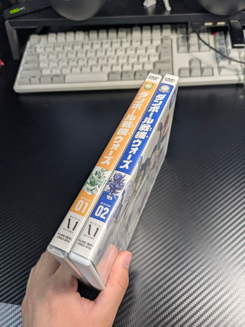 アニメ「ダンボール戦機WARS」初回版DVD合計6巻＆ノベライズ3章上巻セット