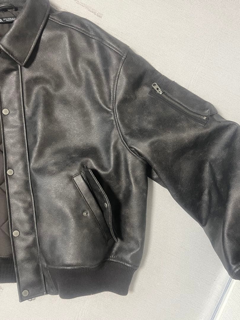 【極美品】ZARA フェイクレザー 取り外し可能な襟付きジャケット 完売品
