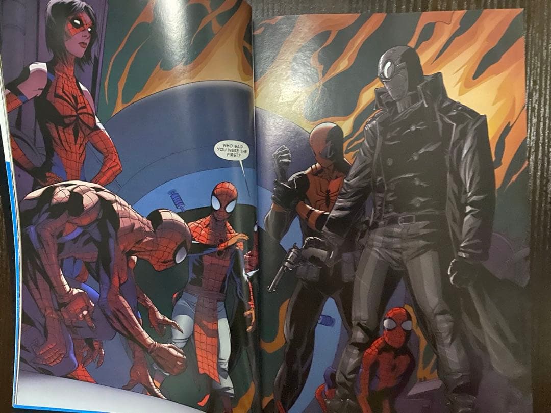 洋書ペーパーバック 『Spider‑Verse』（Marvel／2016）