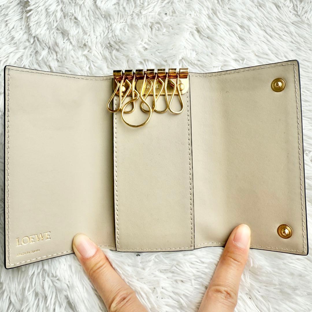 【美品】 LOEWE ロエベ リピートアナグラム 6連キーケース ベージュ