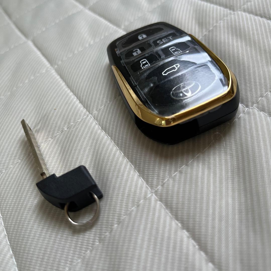 未使用！ヴェルファイア　ゴールデンアイズ　スマートキー