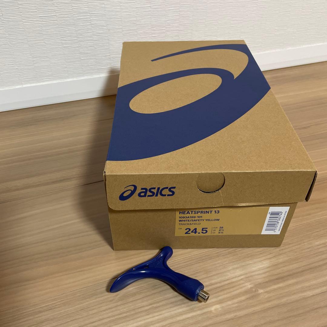 新品.未使用　asics 陸上スパイク 24.5