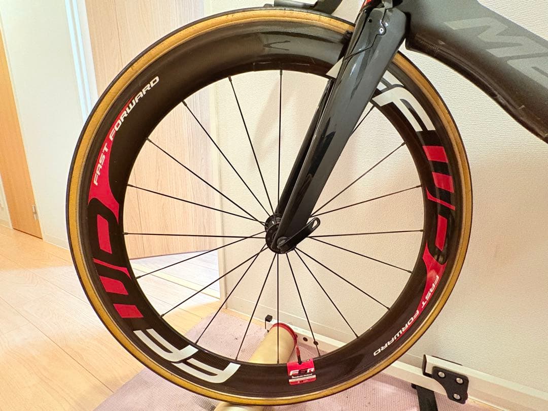 Fast Forward FFWD DT240s ホイールセットタイヤ付き