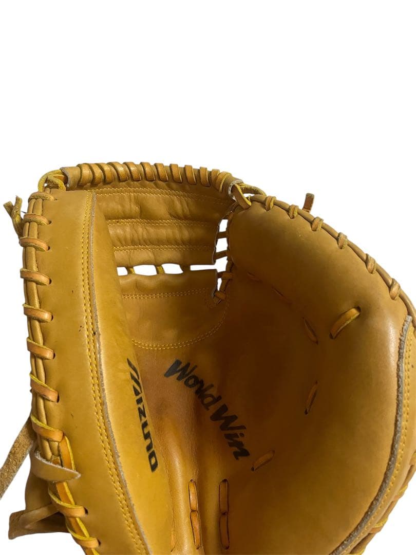 【目立ったキズなし】ミズノ 硬式野球キャッチャーミット ワールドウィン　右投げ