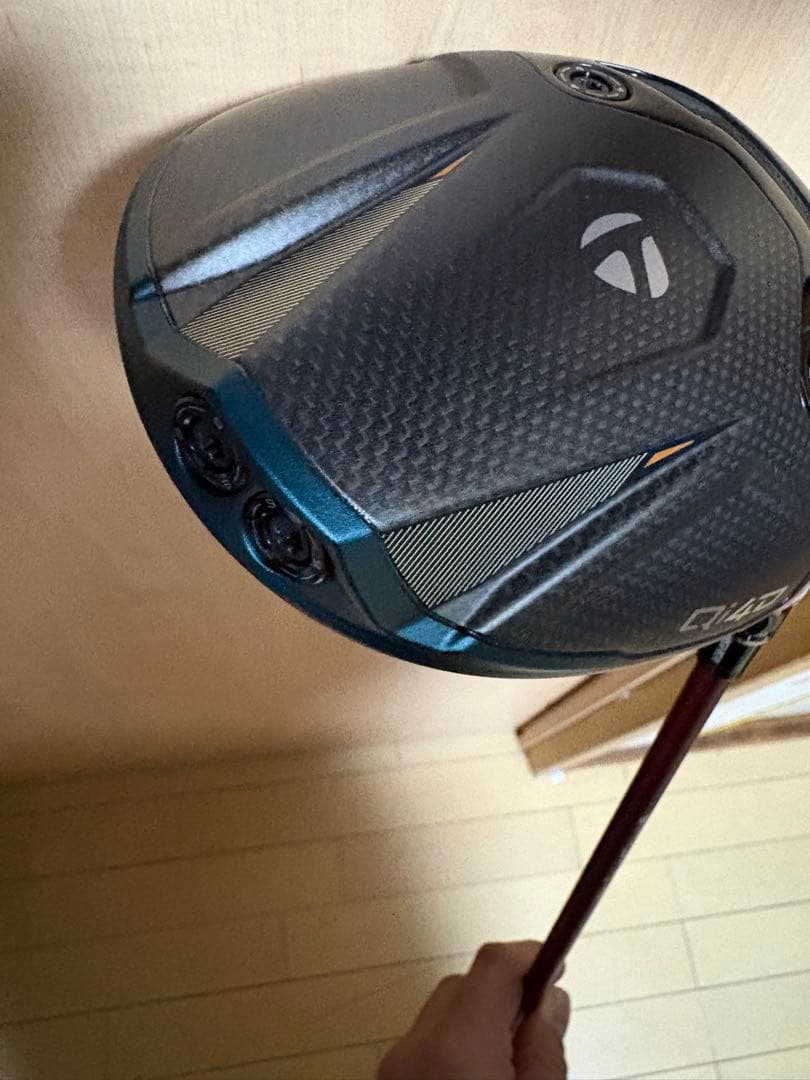 TaylorMade QI4D コア9° 24ベンタスレッド　7s