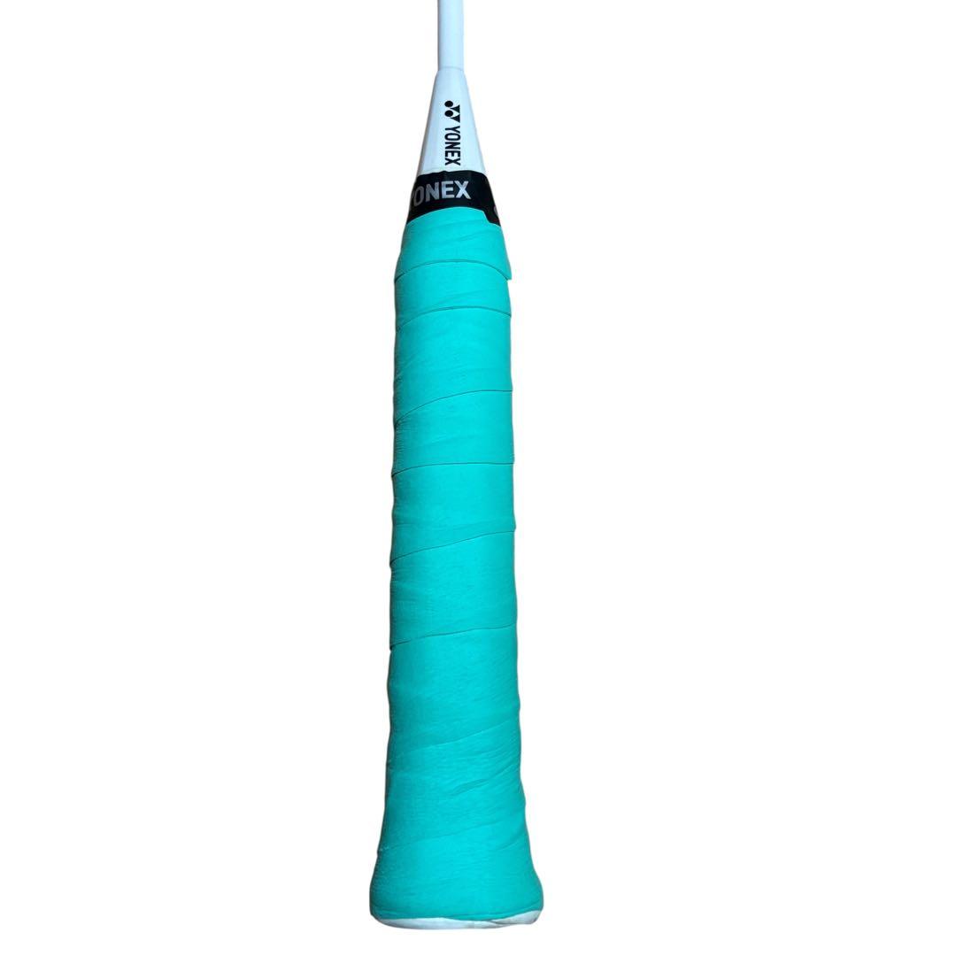 ⭐️3回使用のみ　美品　YONEX Astrox 33 バドミントンラケット