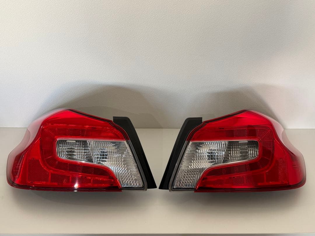 スバル WRX STi WRX S4 VAB VAG 純正テールランプ