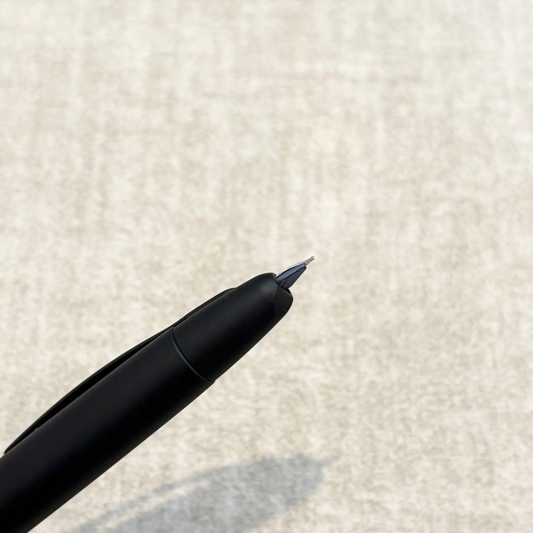 PILOT キャップレス万年筆　マットブラック　F 細字
