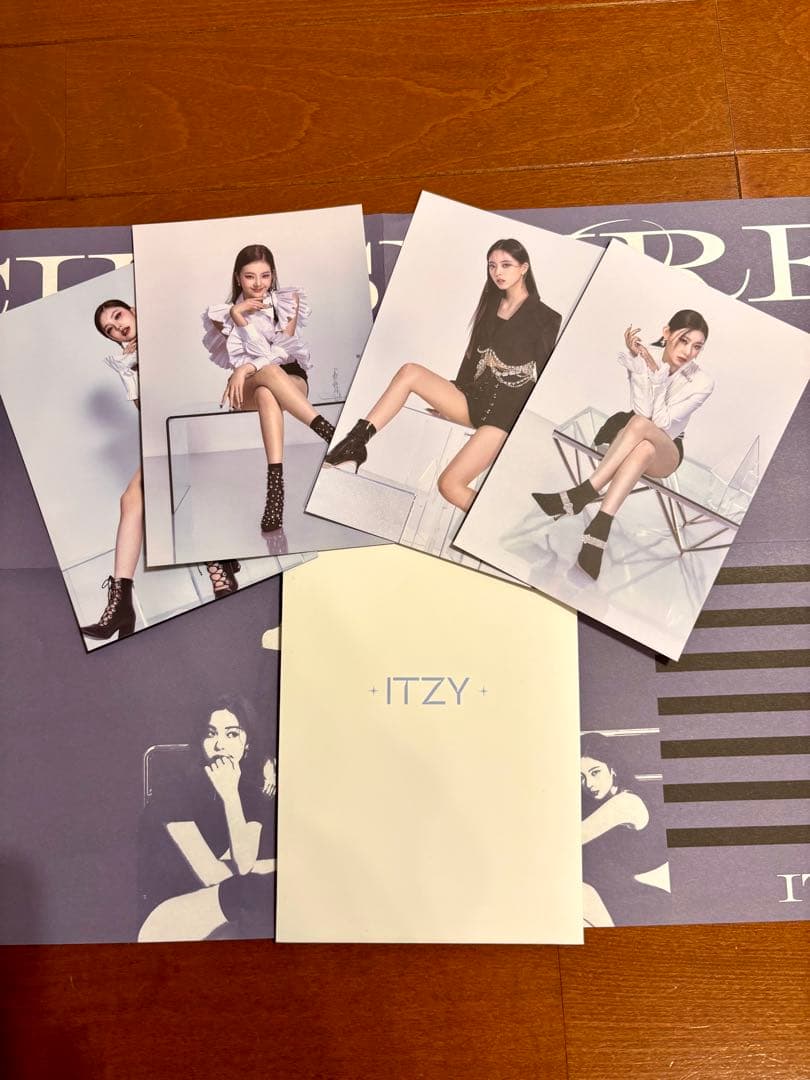 ★ITZY CRAZY IN LOVE CD グッズセット★