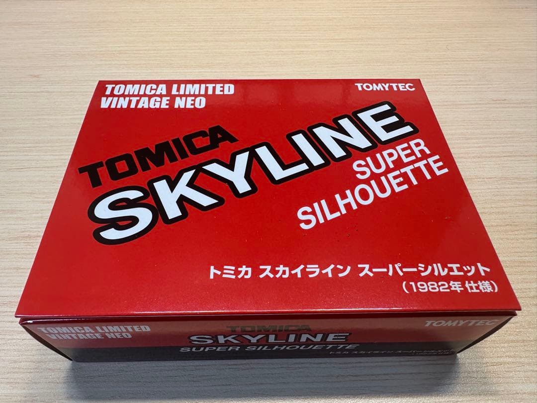 【新品】トミカリミテッドヴィンテージネオ4台セット＋おまけ1台