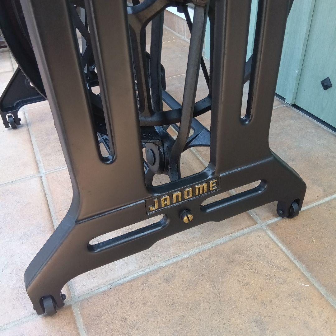 アンティークミシンテーブル　JANOME
