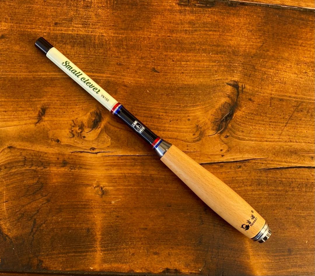 小物釣り竿　タナゴ竿　150cm ウッドグリップ　振り出し竿　ブラック×ホワイト