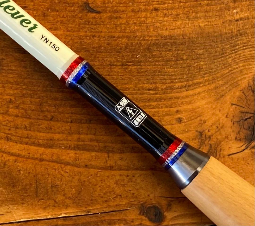 小物釣り竿　タナゴ竿　150cm ウッドグリップ　振り出し竿　ブラック×ホワイト