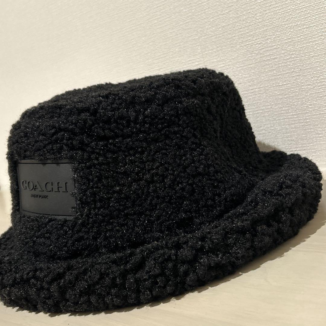 あすん　COACH　コーチ　シェルパ バケットハット M/L ブラック