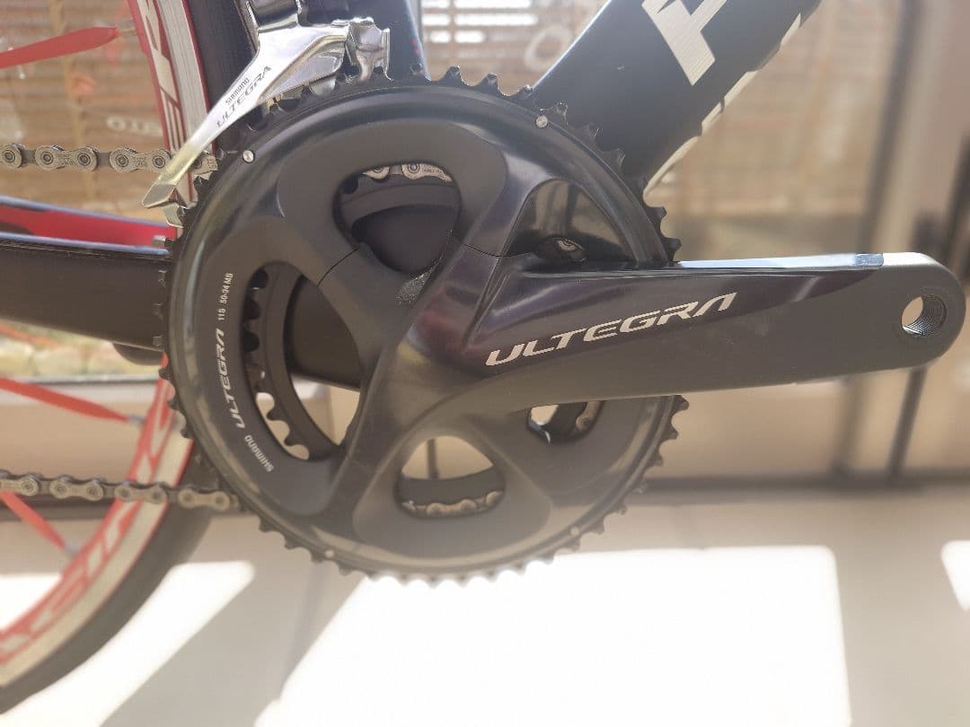 PINARELLO GAN RS フルクラム　ゼロ　 ULTEGRA