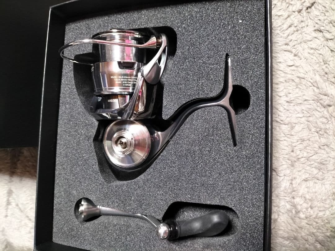 Daiwa EXIST PC LT3000-XH スピニングリール　美品