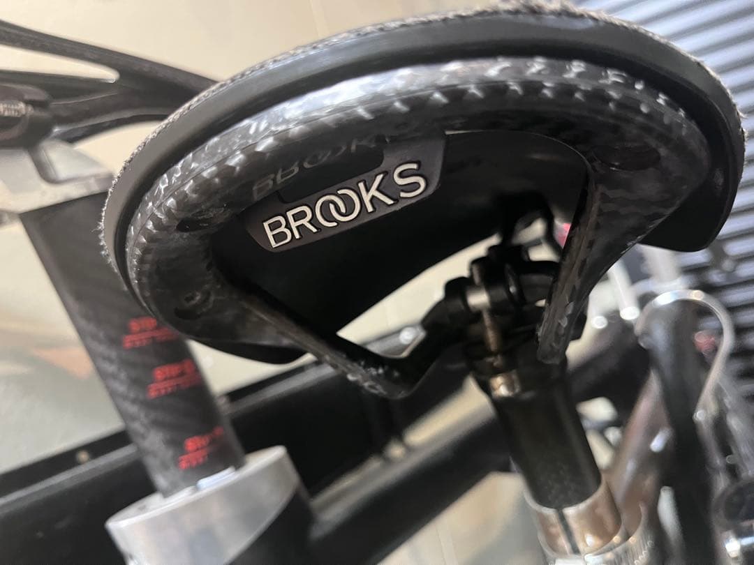 BROOKSカーボンサドルc13