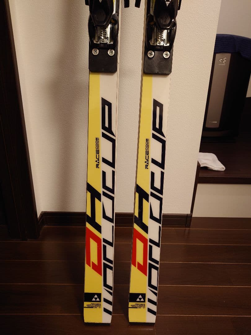 【超レア・大幅値引・期間限定商品】FISCHER DH スキー板