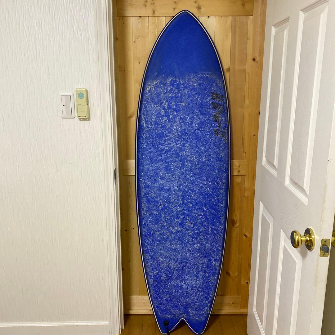 INT サーフボード　5”10 Fish