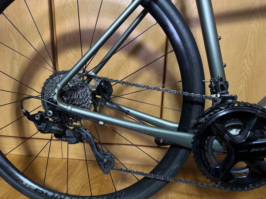2025年モデル　TREK DOMANE AL5