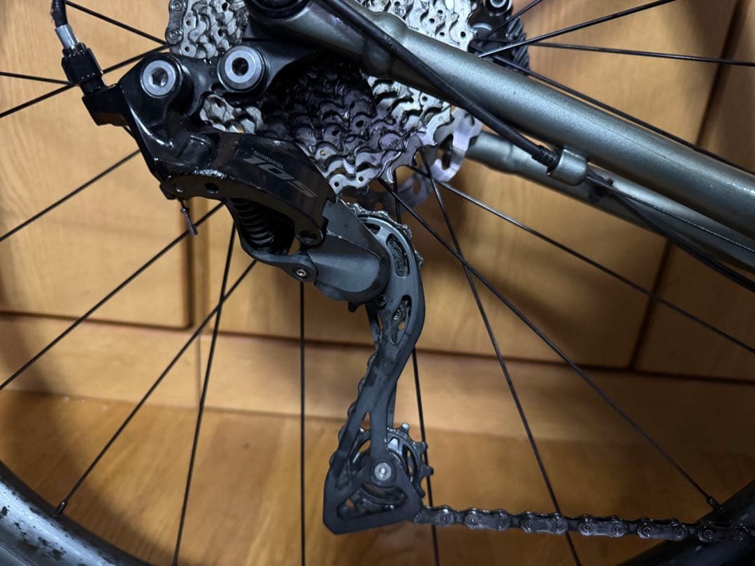 2025年モデル　TREK DOMANE AL5