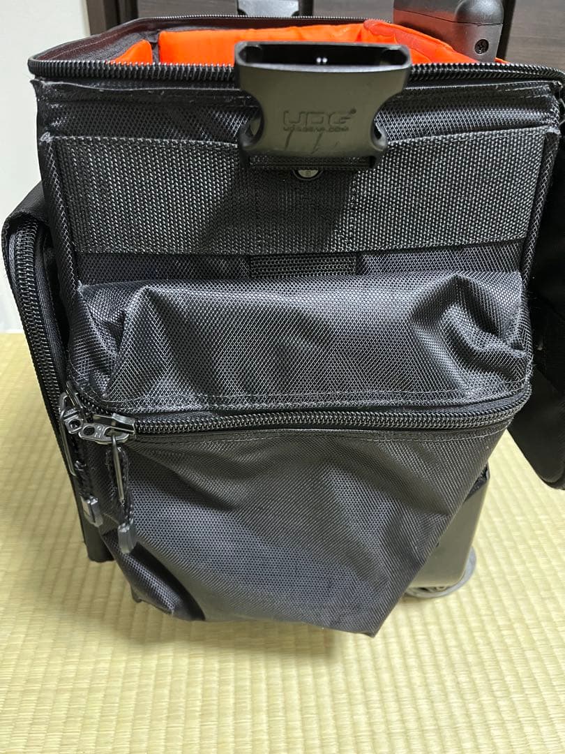 UDGレコードバッグ　UltimateSlingBagTrolleyDeLuxe