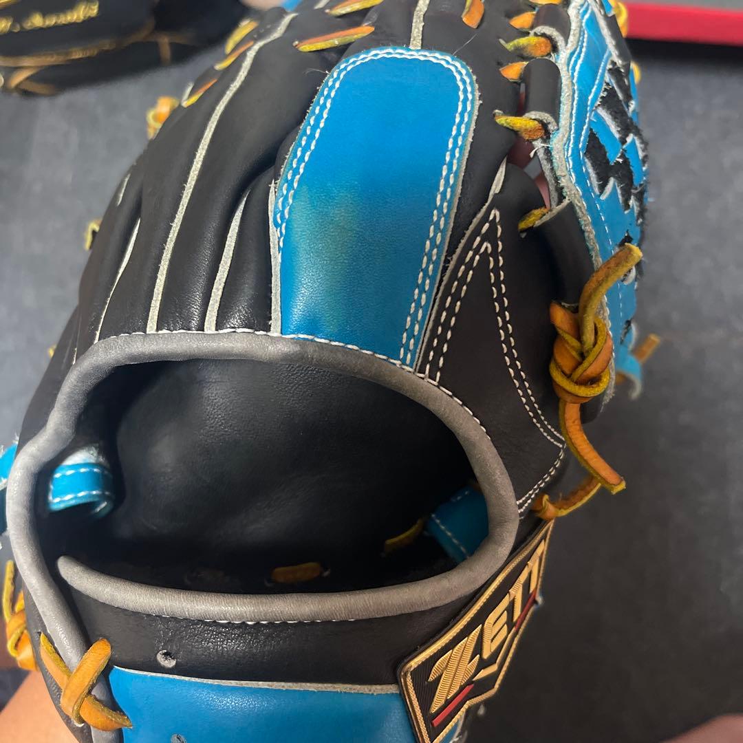 【値段交渉可】【源田モデル】ZETT PROSTATUS 軟式グローブ 黒/青