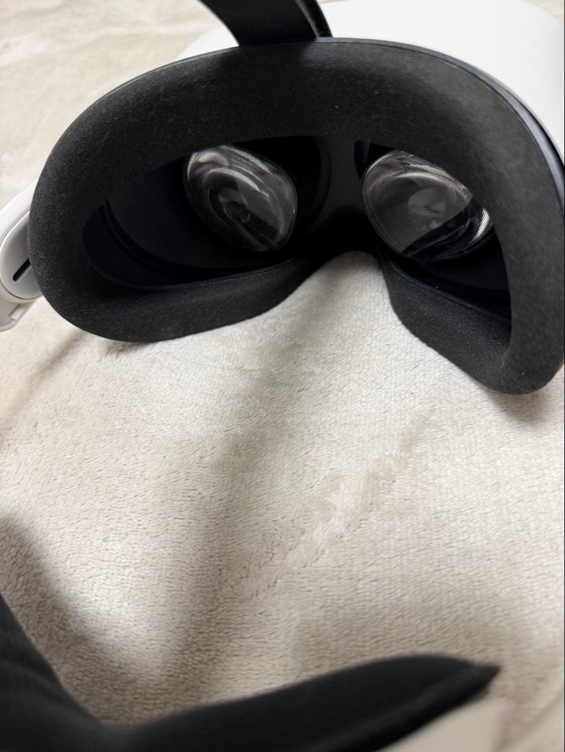   Quest 2 VR handset 箱無し