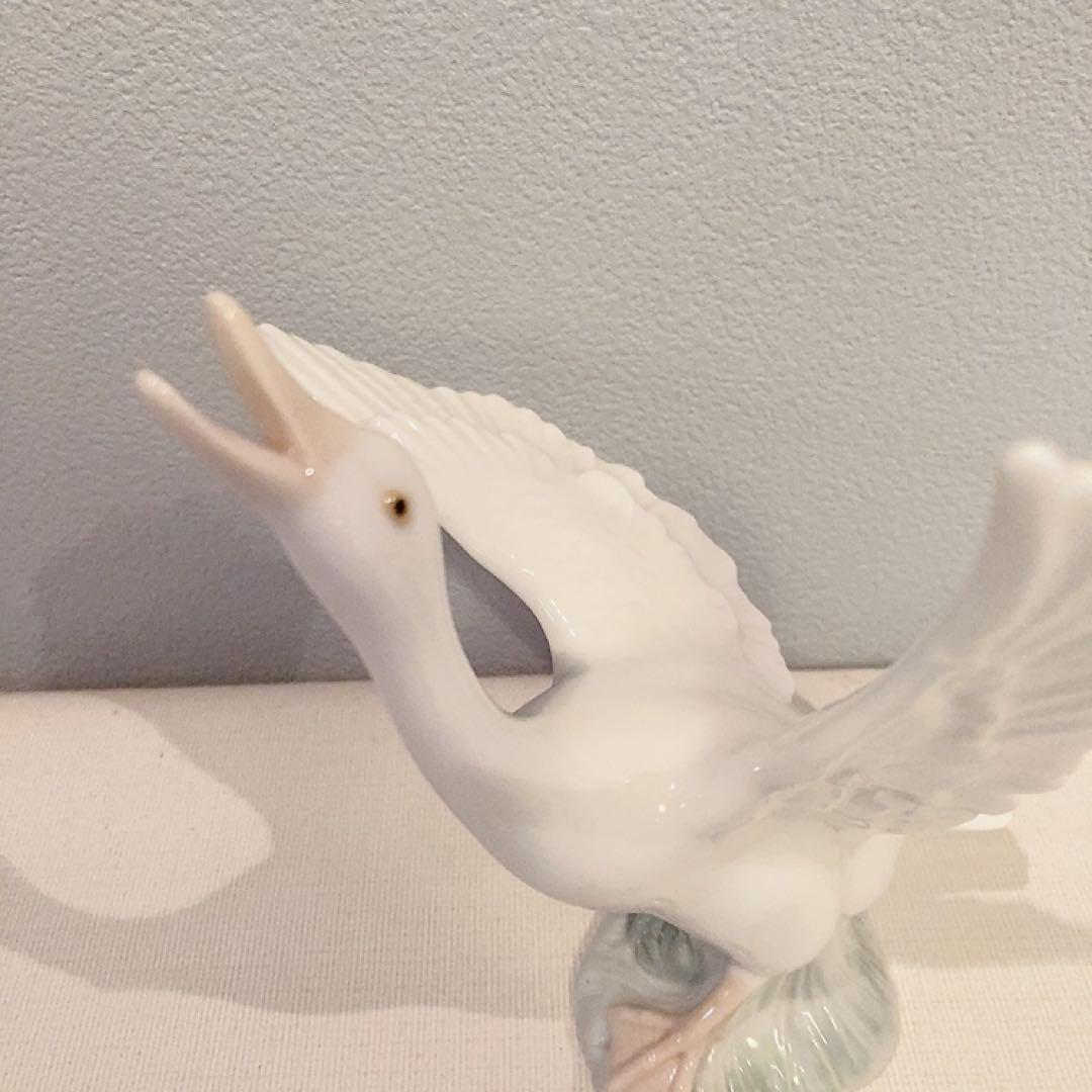 リヤドロ LLADRO 白鳥 フィギュリン 陶器 置物 正規品 刻印あり