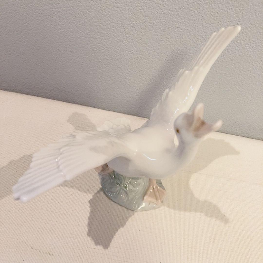 リヤドロ LLADRO 白鳥 フィギュリン 陶器 置物 正規品 刻印あり