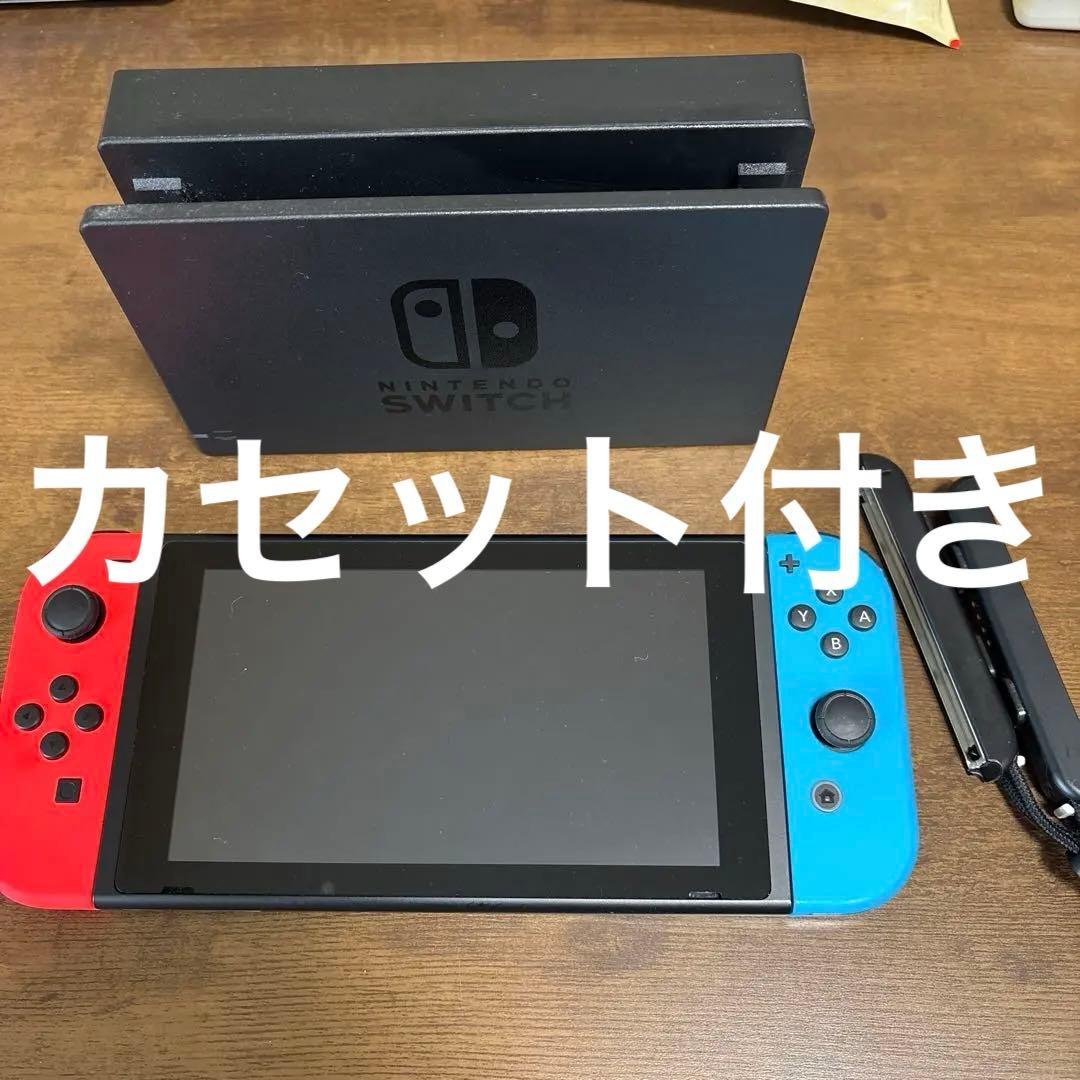 任天堂スイッチ(Nintendo Switch )本体 カセット付き