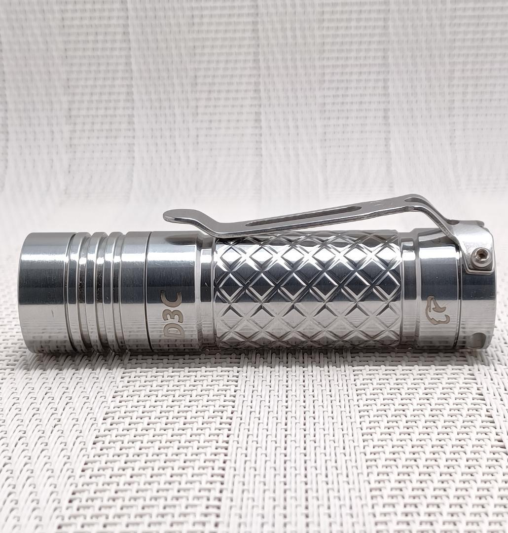 EAGTAC D3C チタン SST-20 2700K 95CRI