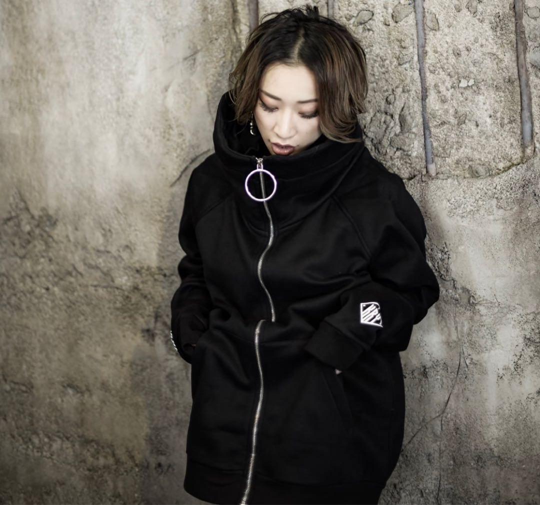 激レア！KRY CLOTHING ケリークライジング UENO パーカー