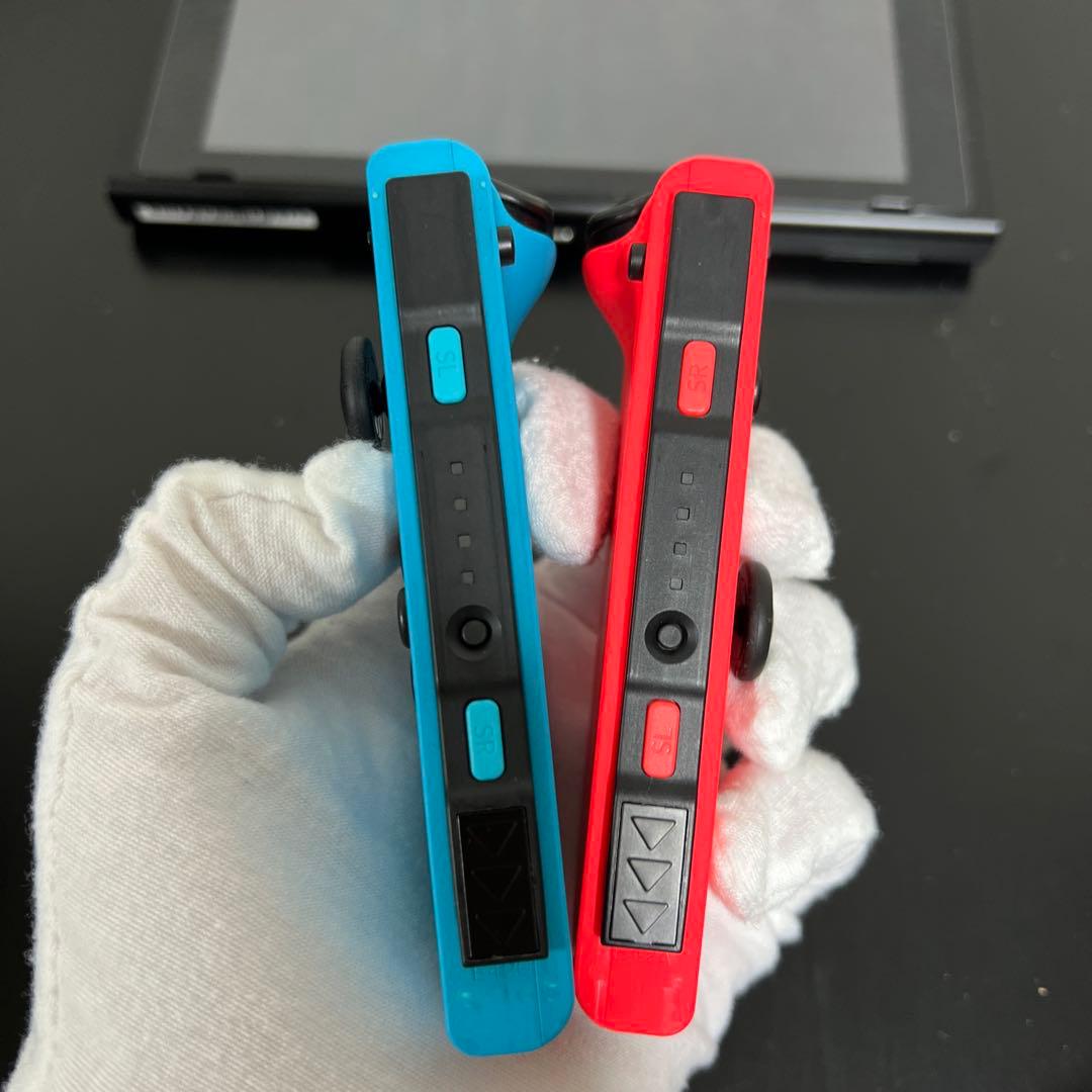 ニンテンドー　スイッチ　本体　Switch　一式　ハードケース　任天堂