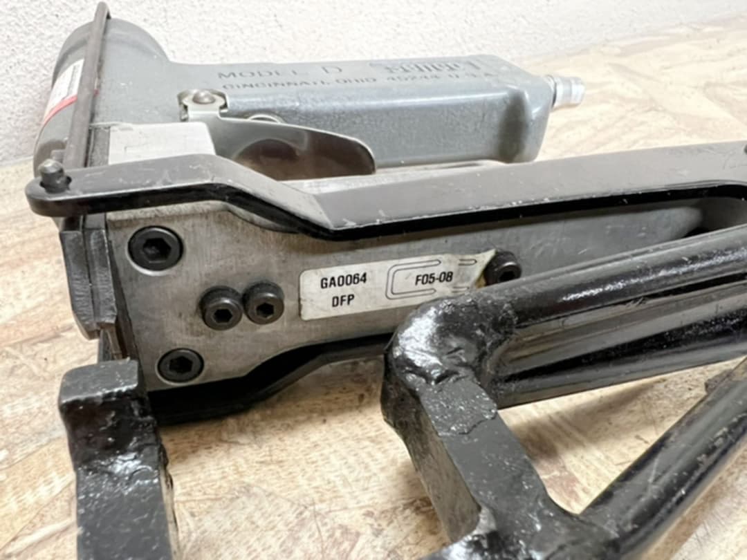 SENCO センコー　ステープラー　モデルD 作動確認済　エア漏れ無し