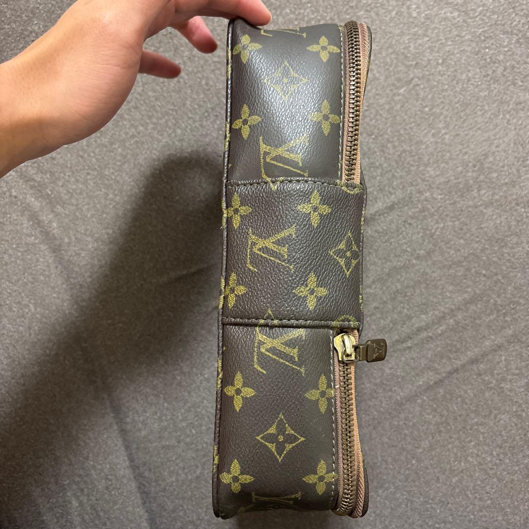 LOURS VUITTON テッシュボックス