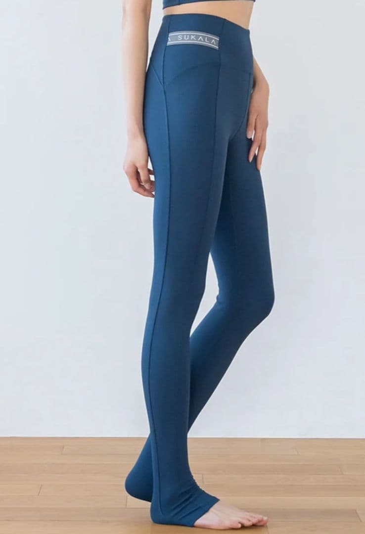 SUKALA サイドベルトトレンカレギンス L　新品未開封