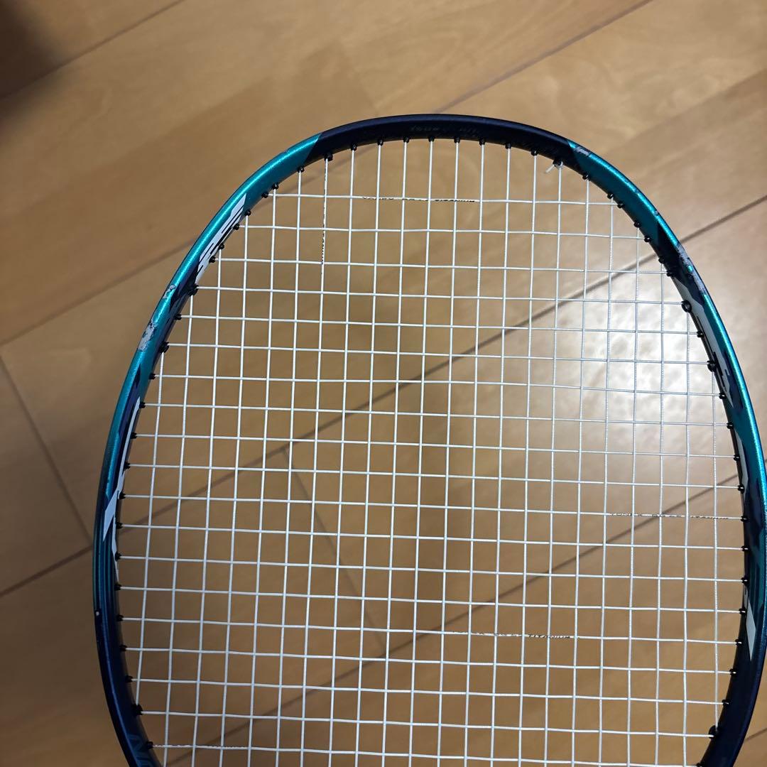 バドミントンラケット ナノフレア700
