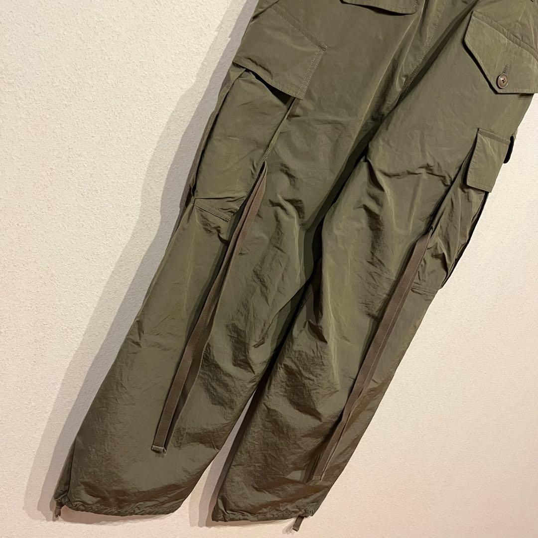 【美品】KHOKI 24ss ミリタリーワークパンツ カーキ