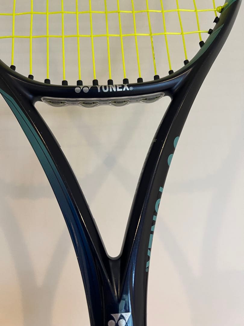YONEX EZONE98L ヨネックス　イーゾーン98ライト　2022年モデル